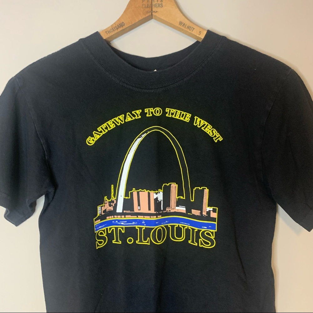 Vintage St Louis Gateway to the West Graphic Tshirt
